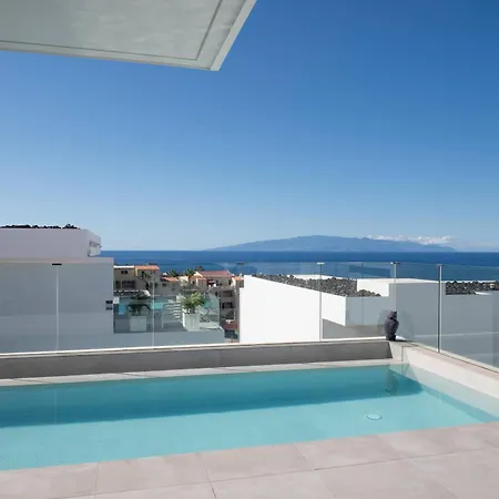 Vila Luxury La Mia With Heated Pool